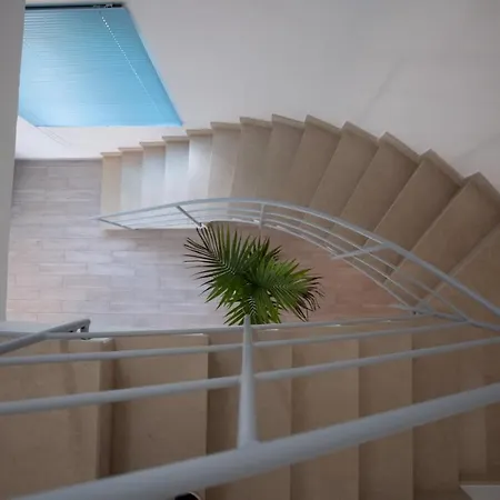 Zaffiro Villa